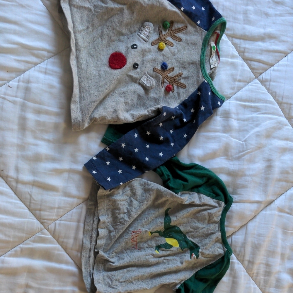 Colorful Dinosaur Print Kids Pajama Set - Picture 2 of 3